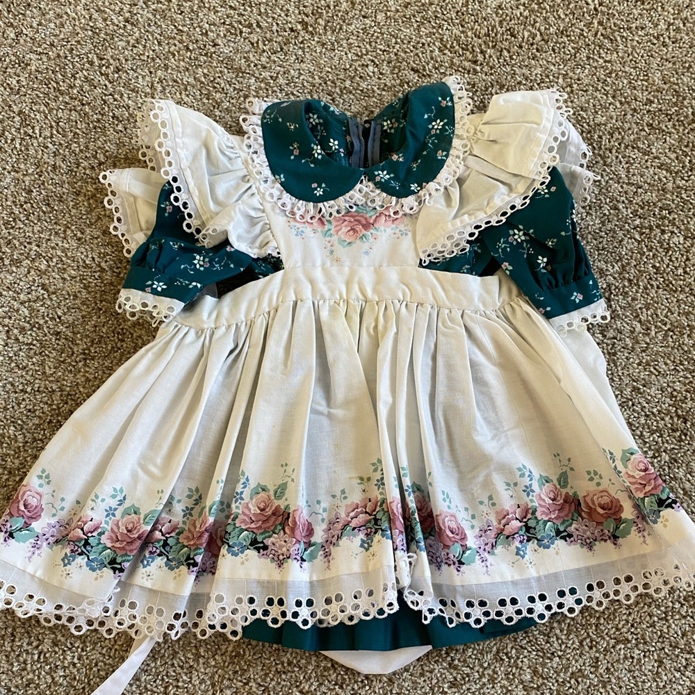 Little Girl’s Vintage Handmade Dress